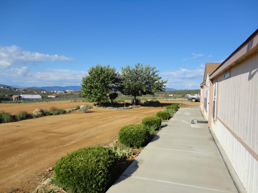 17300 E Roper Way, Dewey-Humboldt, AZ 85327