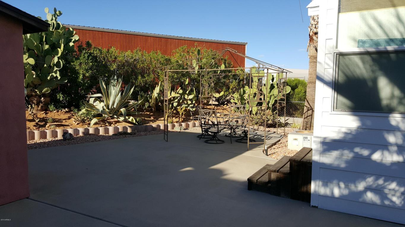 21340 W TRADING POST Trail, Congress, AZ 85332