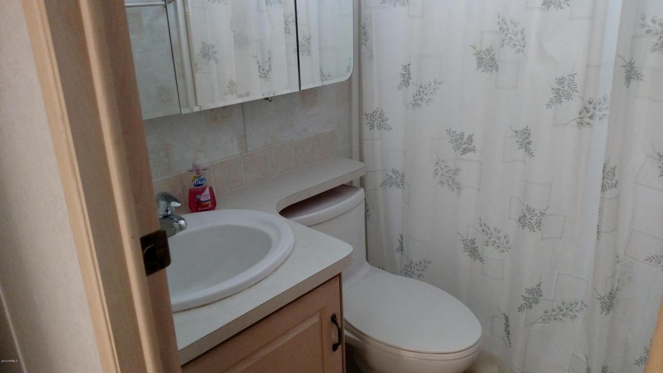 21325 W Outlaw Dr, Congress, AZ 85332