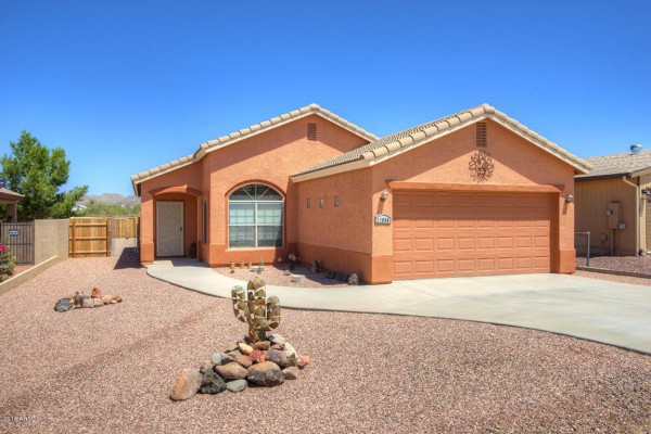 22086 W Mira Vista, Congress, AZ 85332