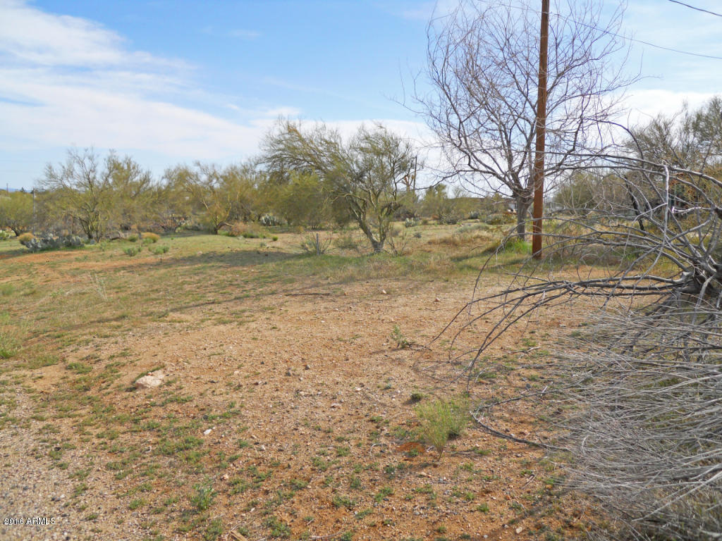 26755 S GRANDVIEW Drive W, Congress, AZ 85332