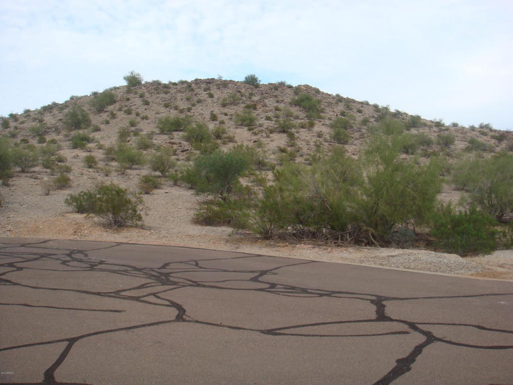 18672 W PORTER Drive, Goodyear, AZ 85338