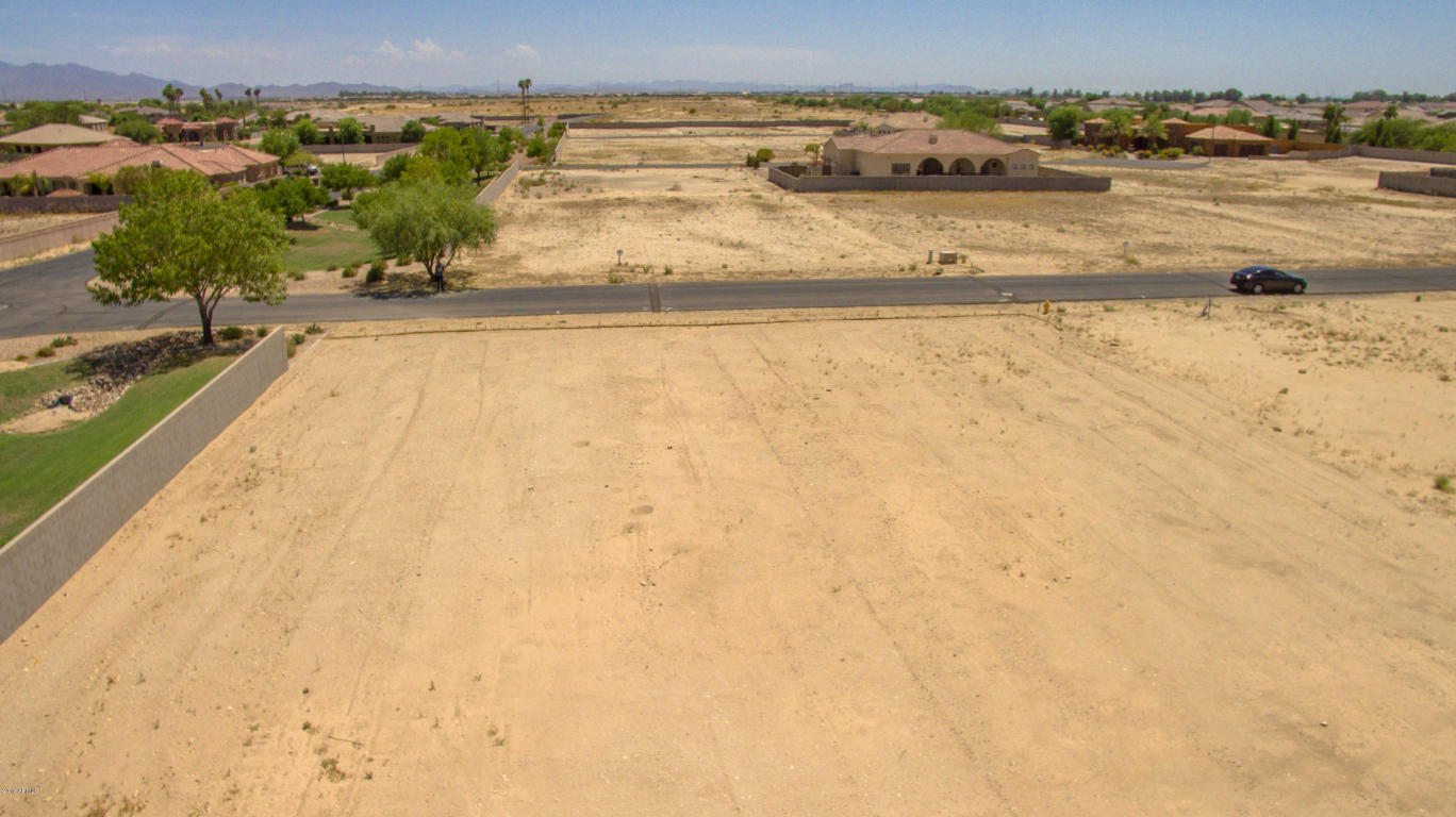 18214 W SAN MIGUEL Court, Litchfield Park, AZ 85340