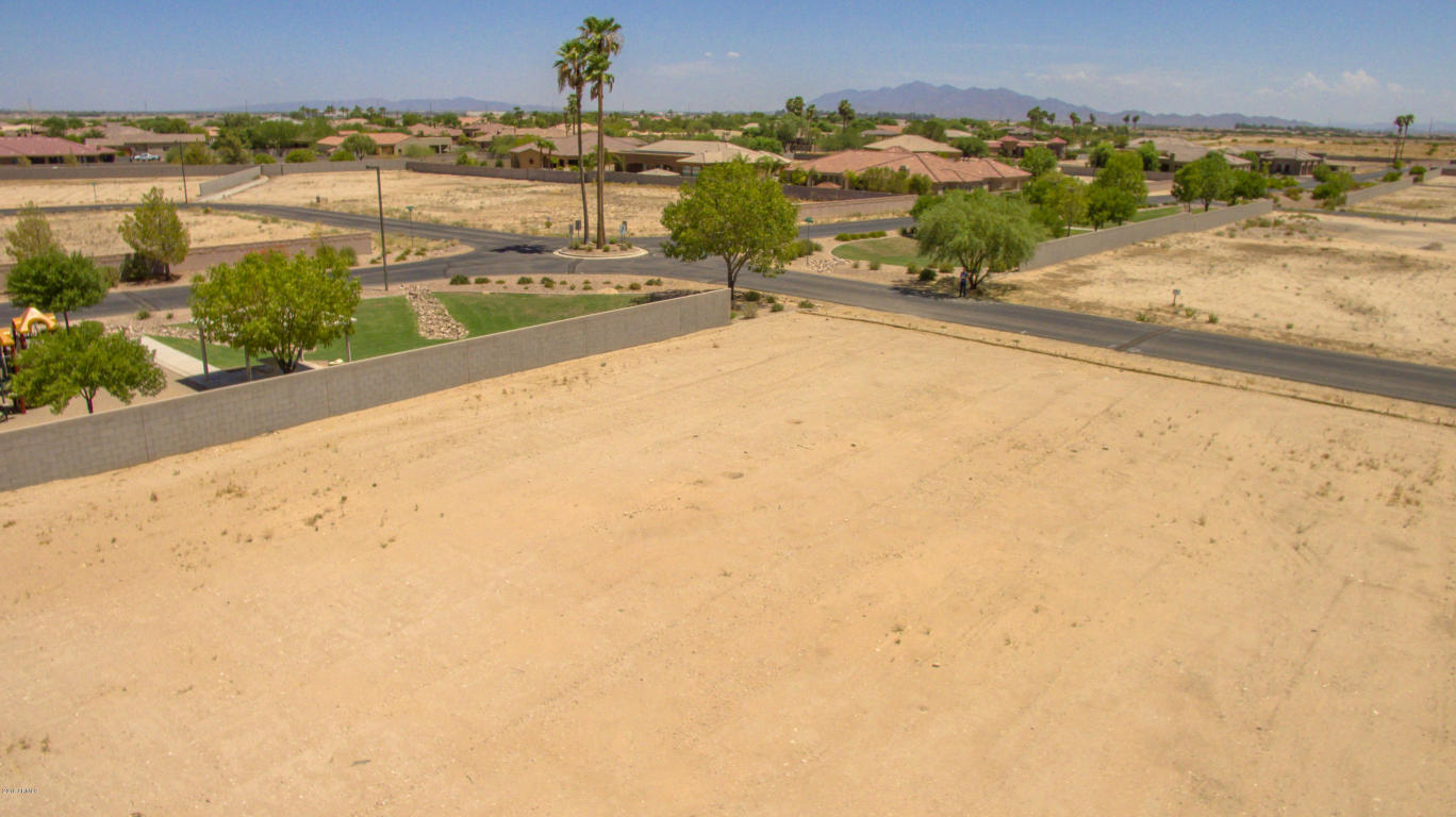 18214 W SAN MIGUEL Court, Litchfield Park, AZ 85340