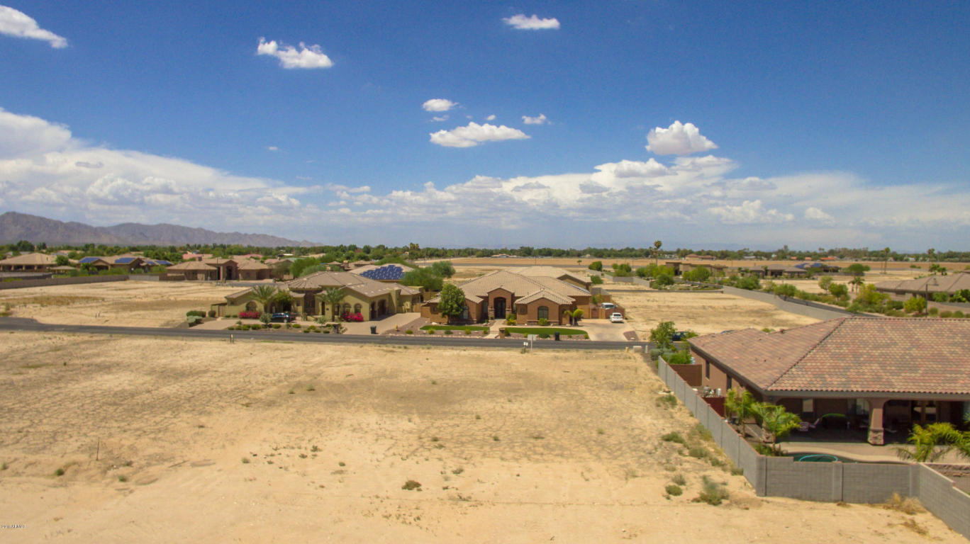 18214 W SAN MIGUEL Court, Litchfield Park, AZ 85340