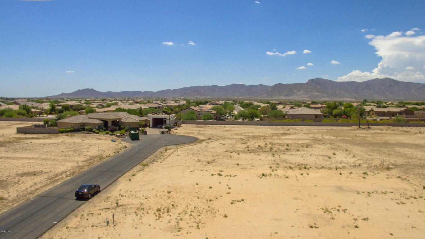 18214 W SAN MIGUEL Court, Litchfield Park, AZ 85340