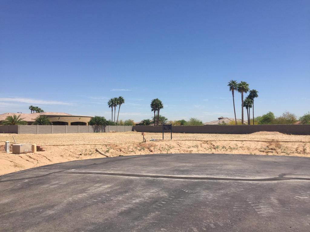 18118 W Montebello Court, Litchfield Park, AZ 85340
