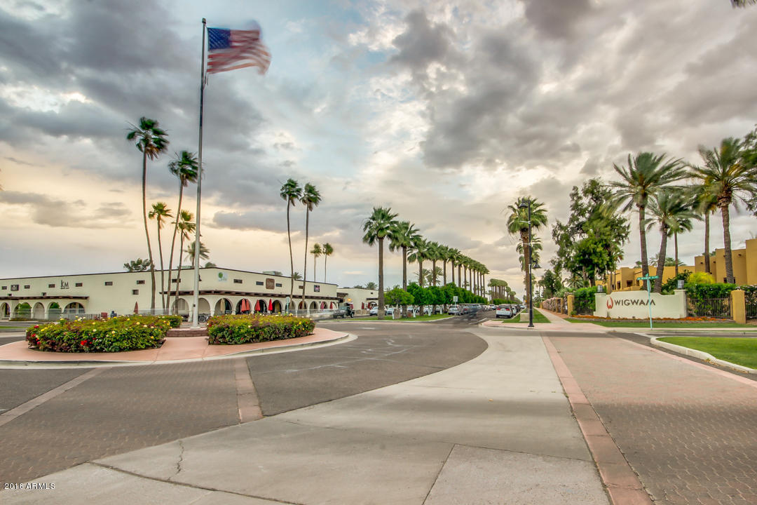 240 S OLD LITCHFIELD Road, Litchfield Park, AZ 85340