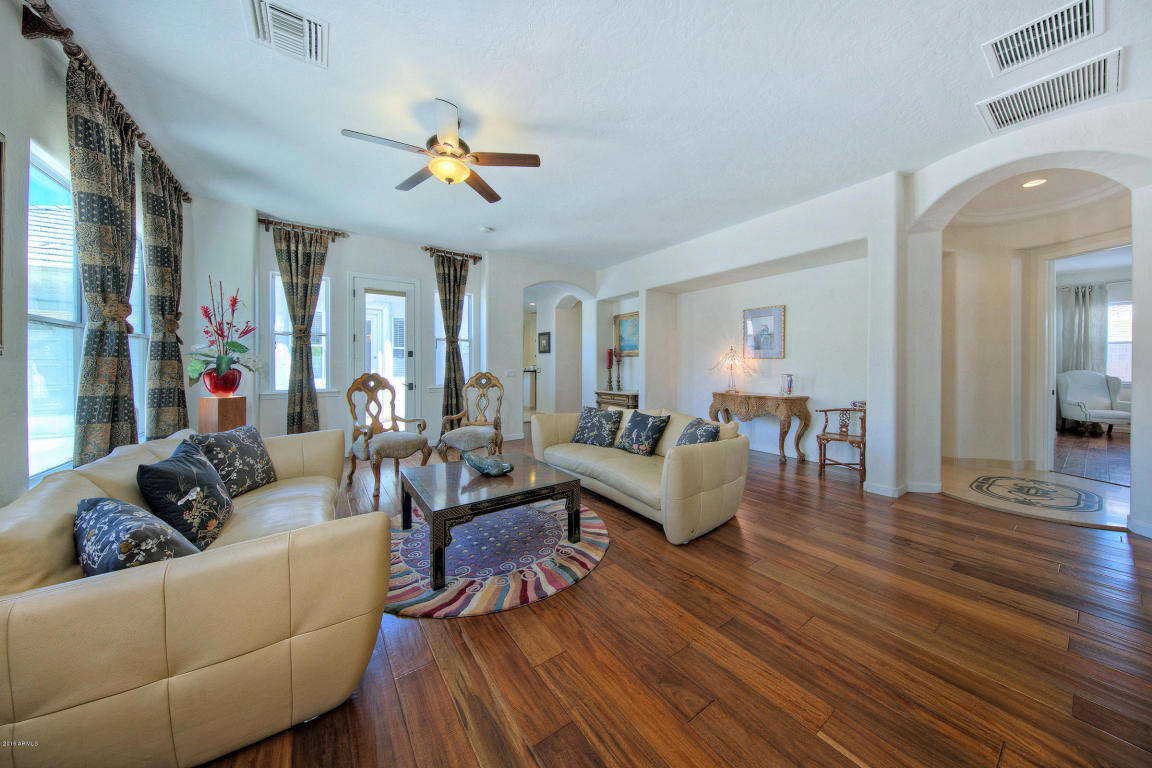 798 W JUNIPER Lane, Litchfield Park, AZ 85340