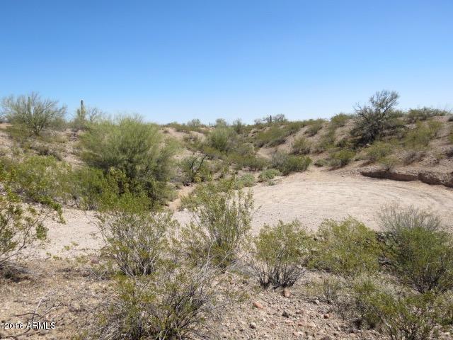 42940 N Private Drive, Morristown, AZ 85342