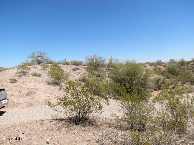 42940 N Private Drive, Morristown, AZ 85342