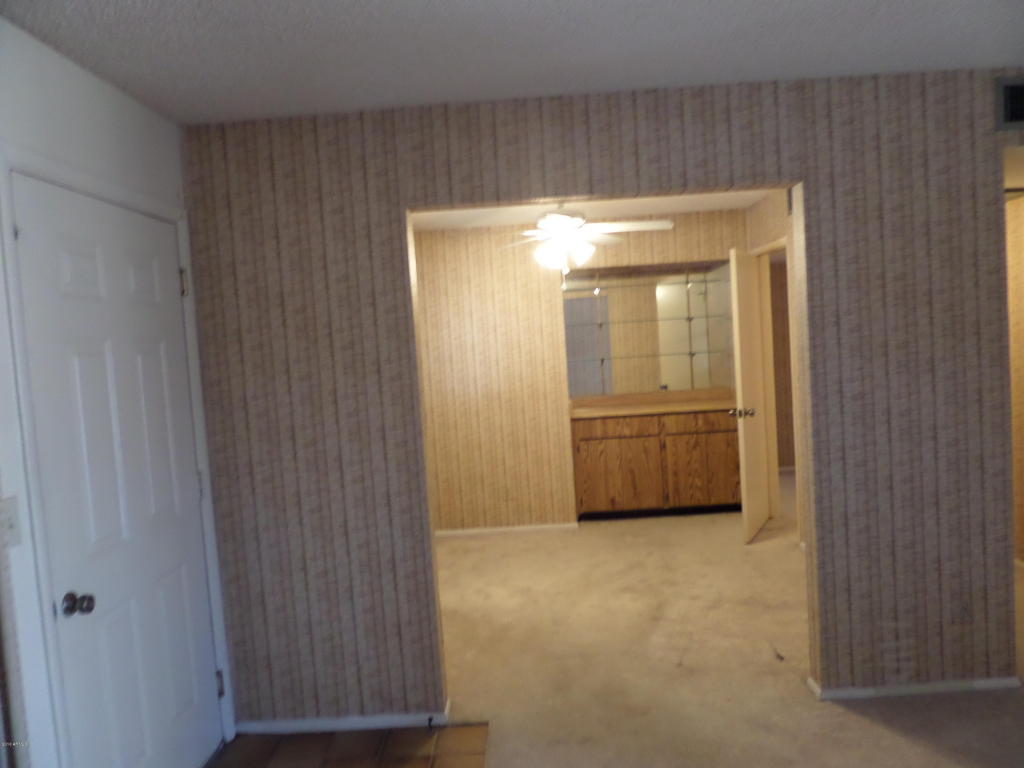 9521 N 67TH Drive, Peoria, AZ 85345