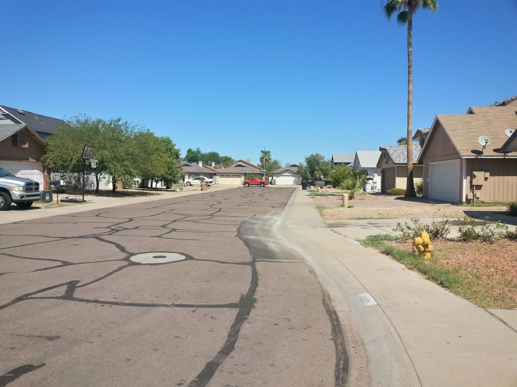11009 N 81ST Drive, Peoria, AZ 85345