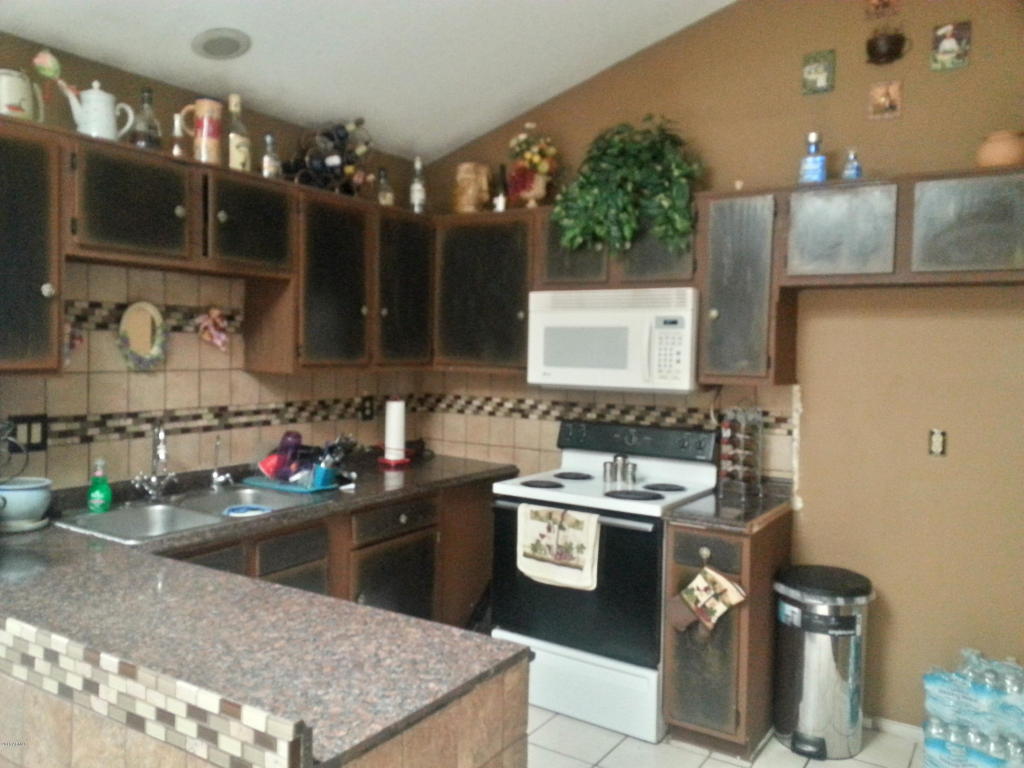11009 N 81ST Drive, Peoria, AZ 85345