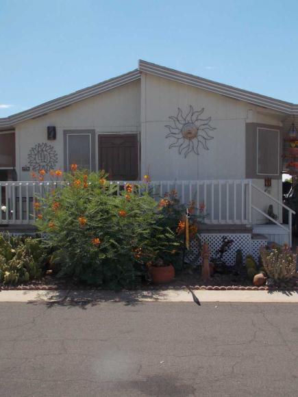 Suncrest Mobile Home Park I 10955 N 79th Ave #36Peoria, AZ 85345