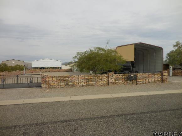 49725 Felspar Ave, Quartzsite, AZ 85346