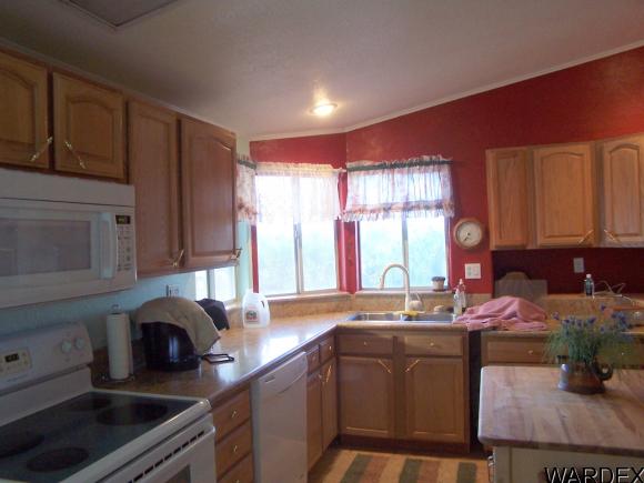 49518 Rainbow Ave, Quartzsite, AZ 85346