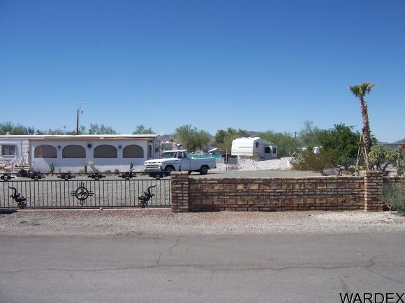 760 Lollipop Ln, Quartzsite, AZ 85346