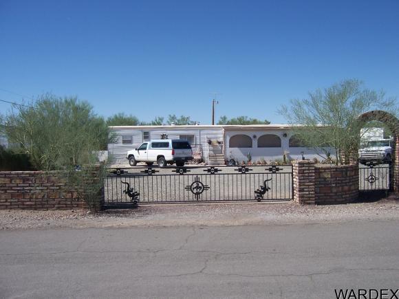 760 Lollipop Ln, Quartzsite, AZ 85346