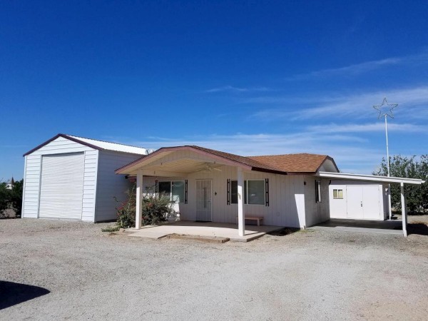 66971 Senora Dr, Salome, AZ 85348