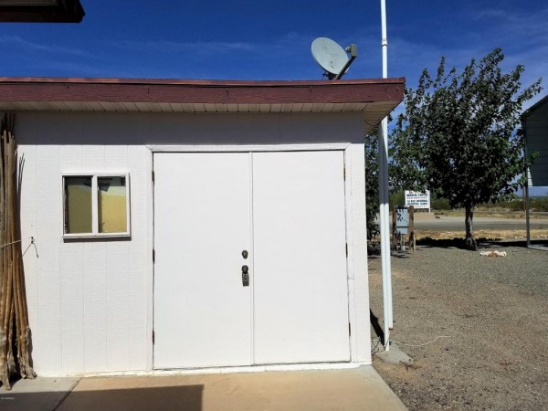 66971 Senora Dr, Salome, AZ 85348