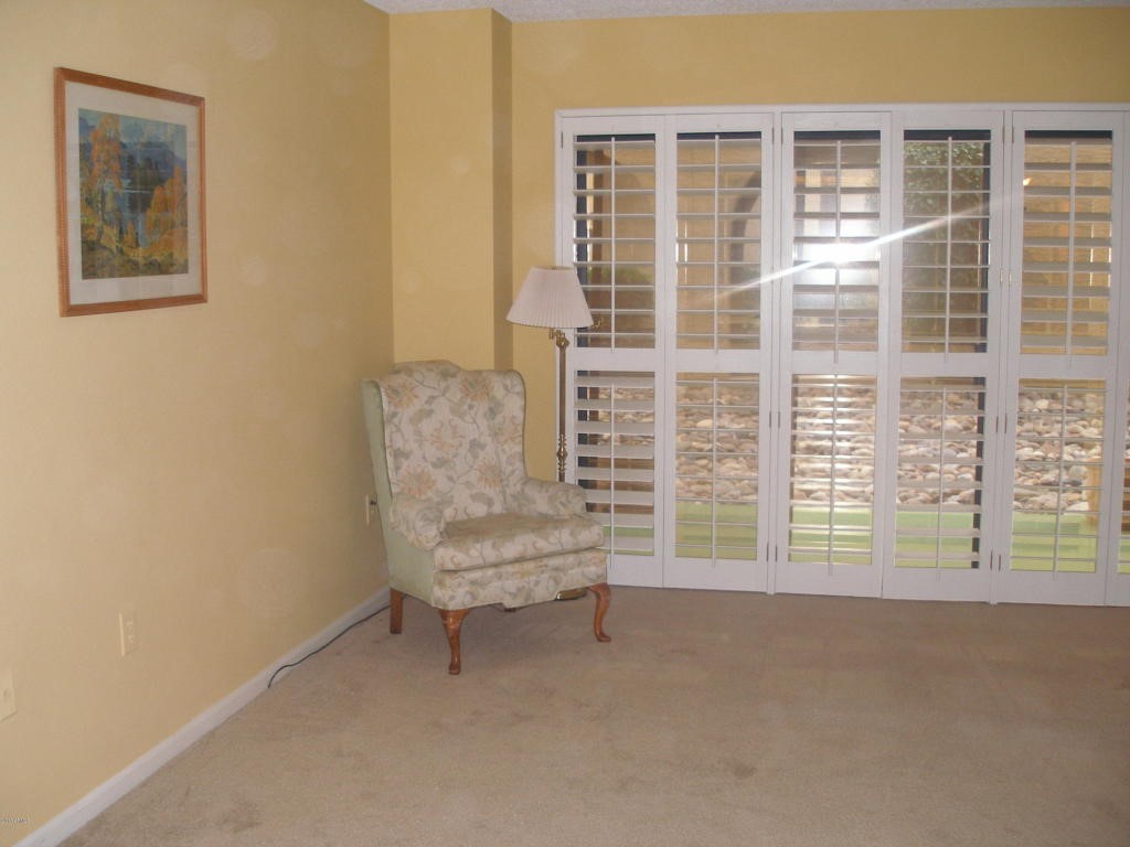 10330 W Thunderbird Boulevard, Sun City, AZ 85351