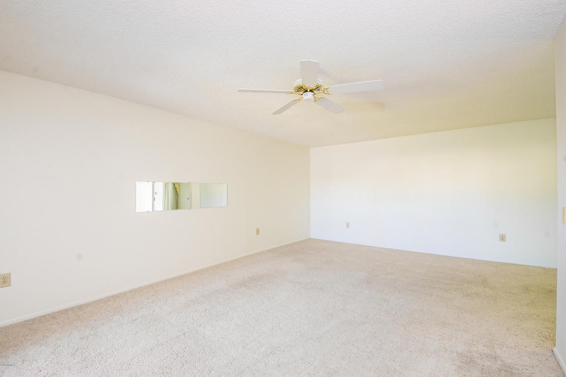 10727 W Thunderbird Boulevard, Sun City, AZ 85351