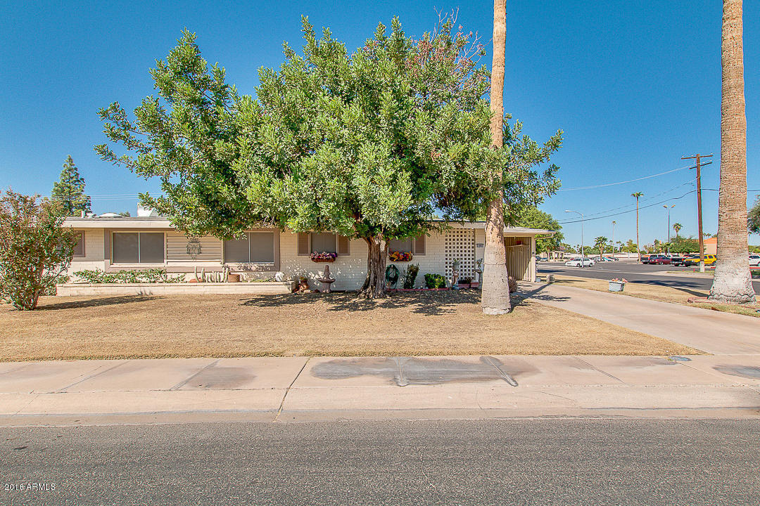 10802 W WINDSOR Drive, Sun City, AZ 85351