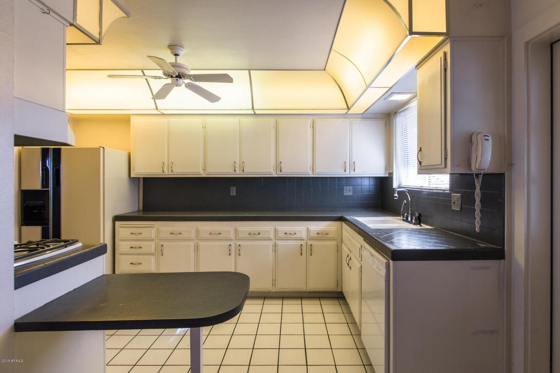 10113 W Alabama Avenue, Sun City, AZ 85351