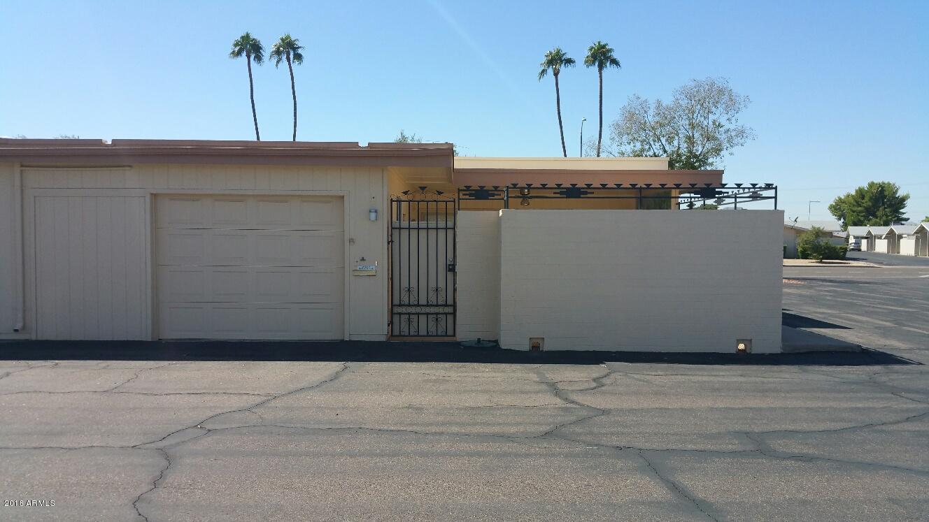 13873 N THUNDERBIRD Boulevard, Sun City, AZ 85351