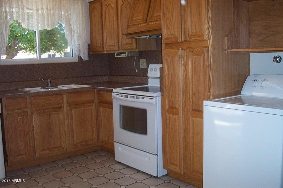11029 W Cherry Hills Drive W, Sun City, AZ 85351