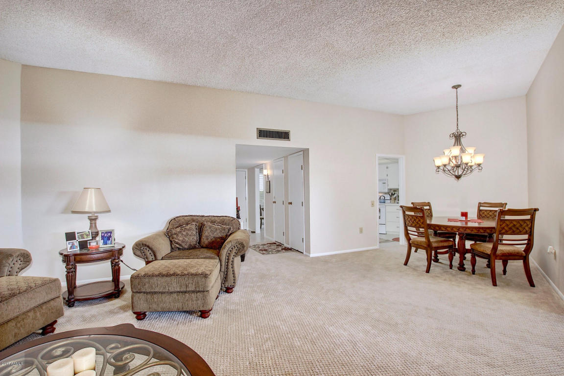 10027 W HUTTON Drive, Sun City, AZ 85351