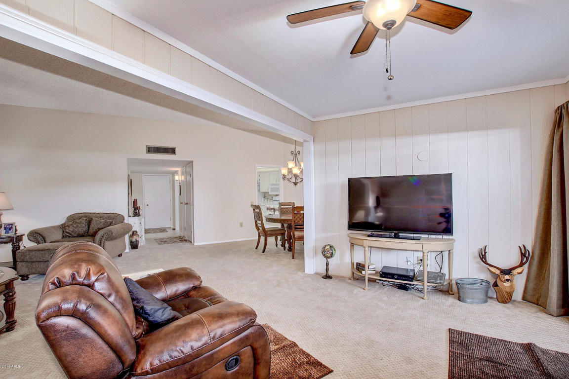 10027 W HUTTON Drive, Sun City, AZ 85351