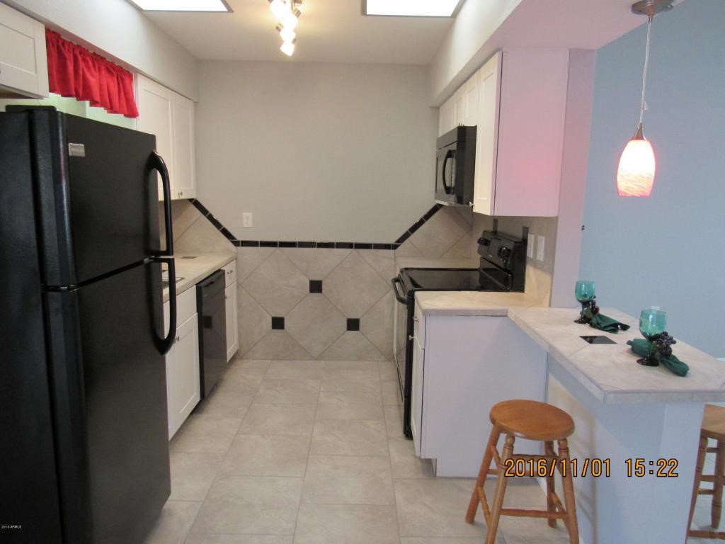 13460 N Emberwood Drive, Sun City, AZ 85351