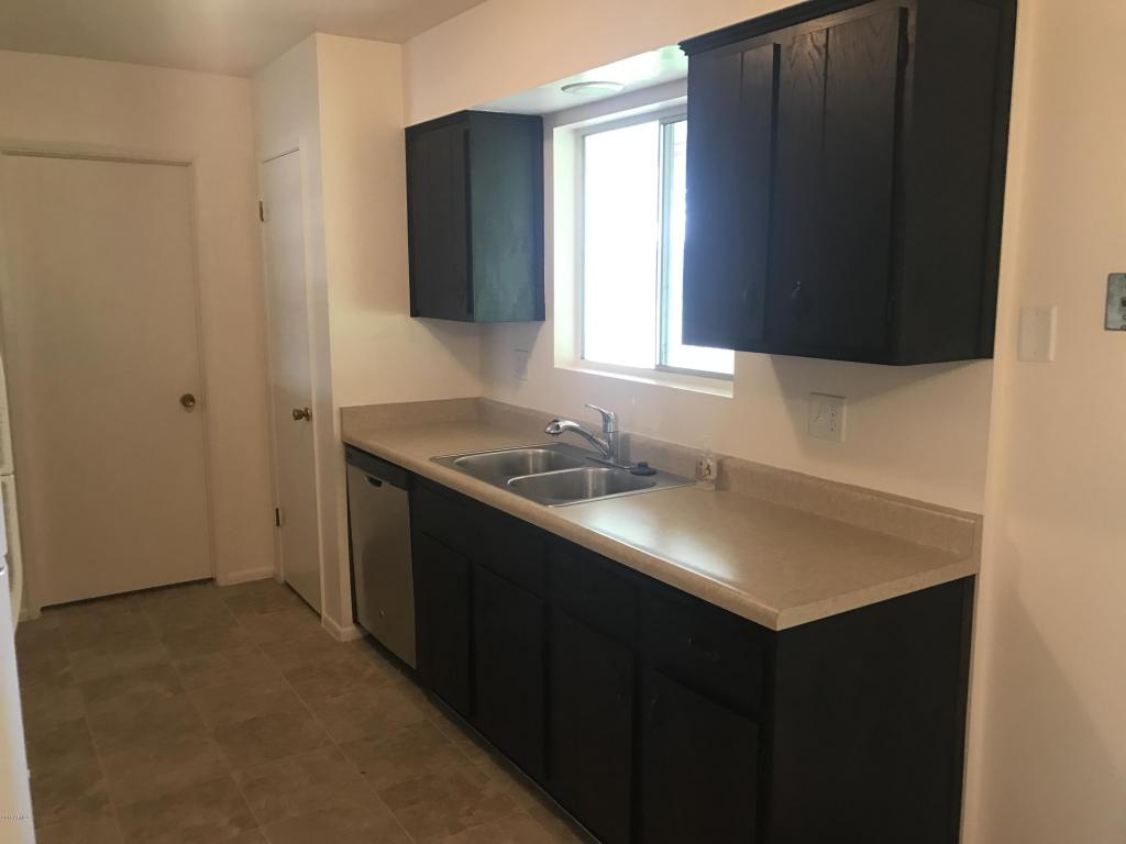 10429 W ROUNDELAY Circle, Sun City, AZ 85351