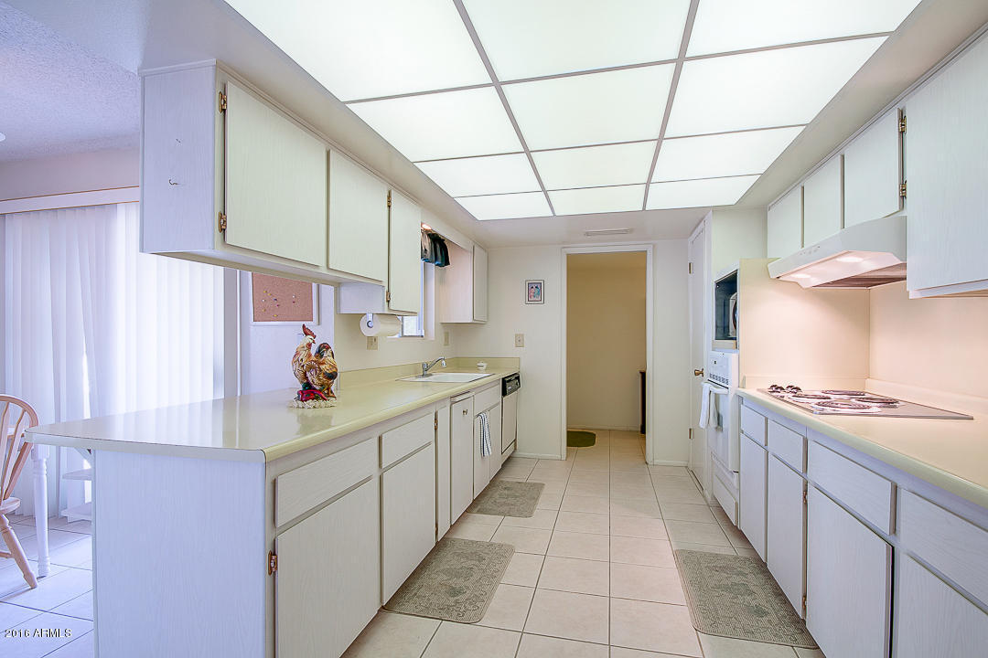 13620 N HAWTHORN Drive, Sun City, AZ 85351