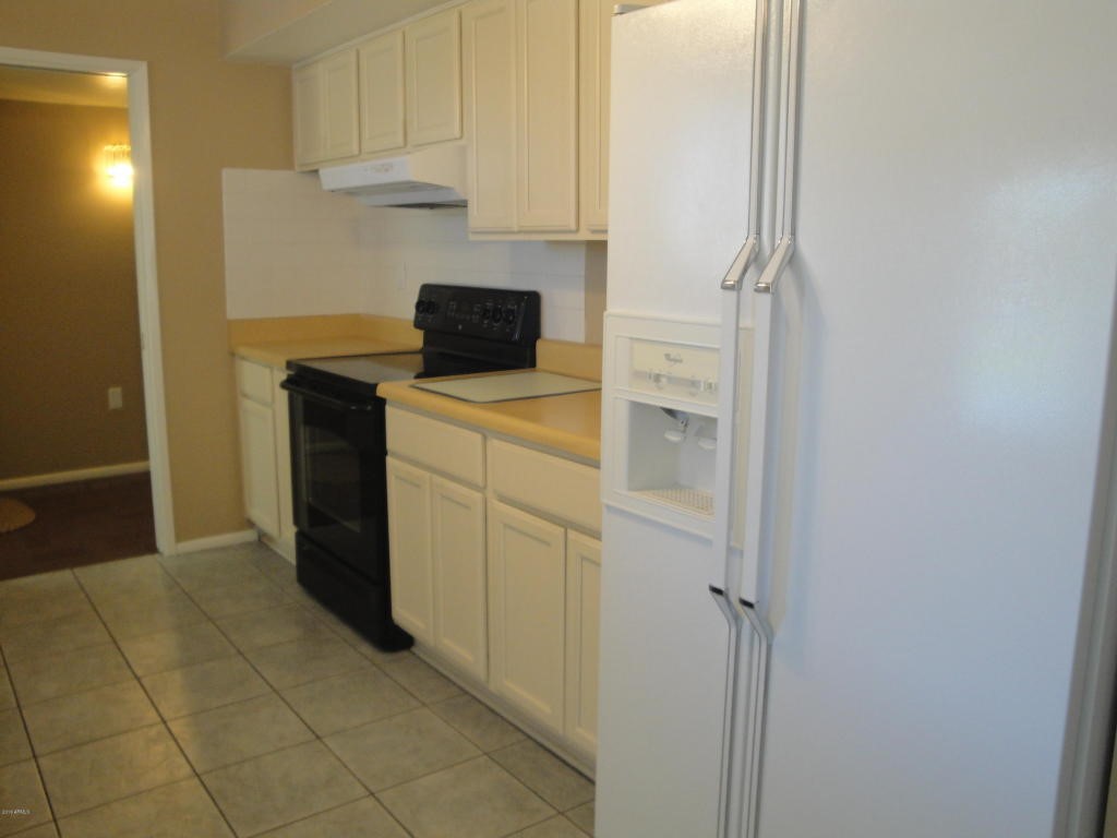 10417 N 106th Avenue, Sun City, AZ 85351