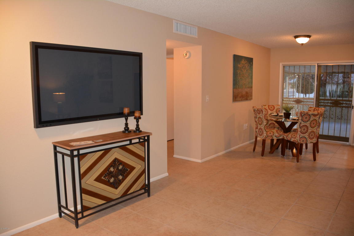 10546 W KINGSWOOD Circle, Sun City, AZ 85351