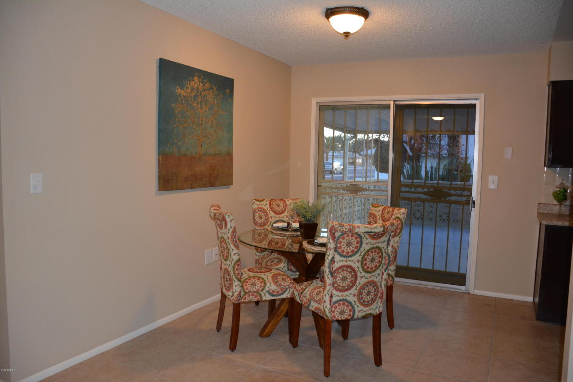 10546 W KINGSWOOD Circle, Sun City, AZ 85351