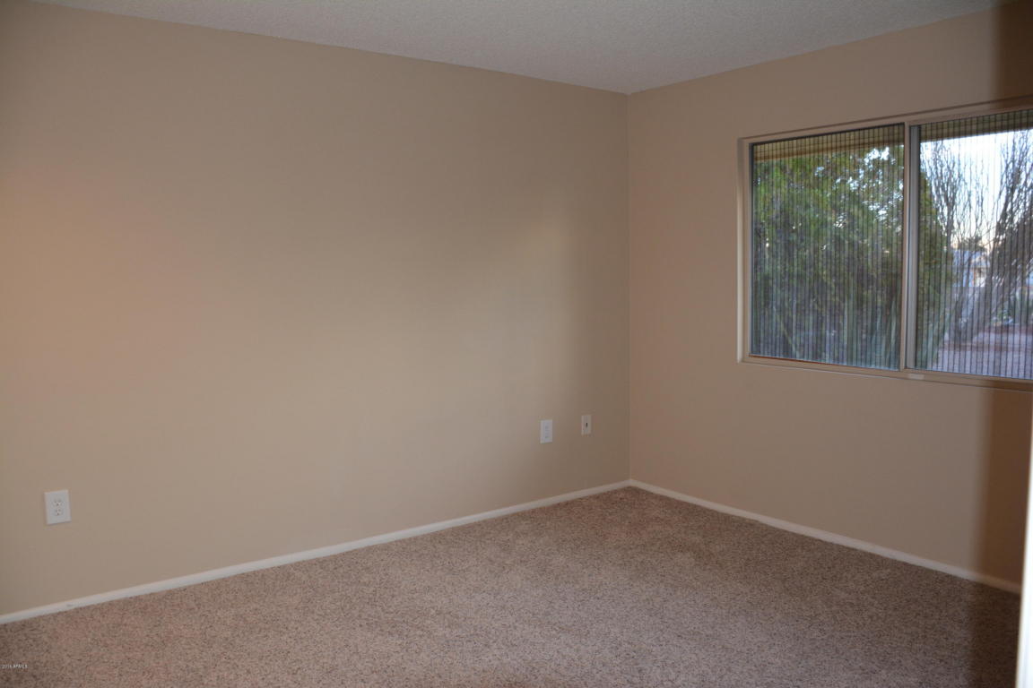 10546 W KINGSWOOD Circle, Sun City, AZ 85351