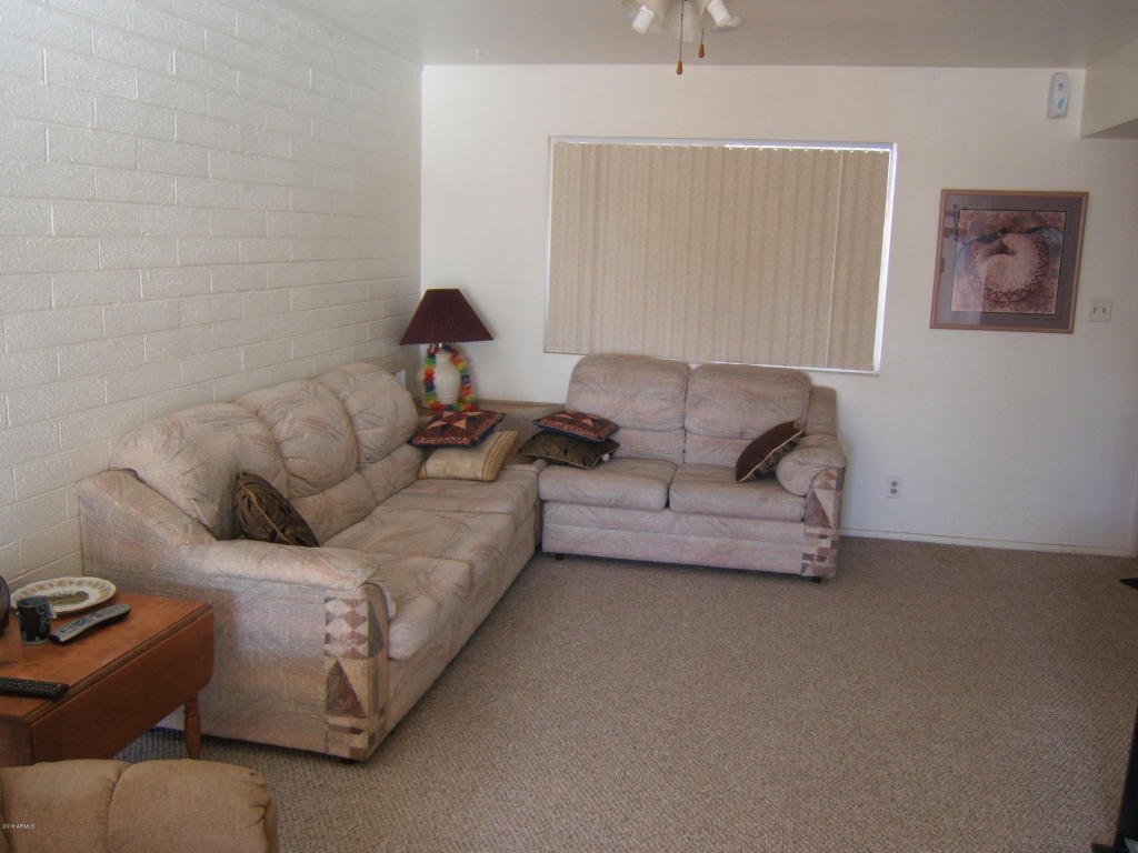 12815 N LAKE Drive, Sun City, AZ 85351