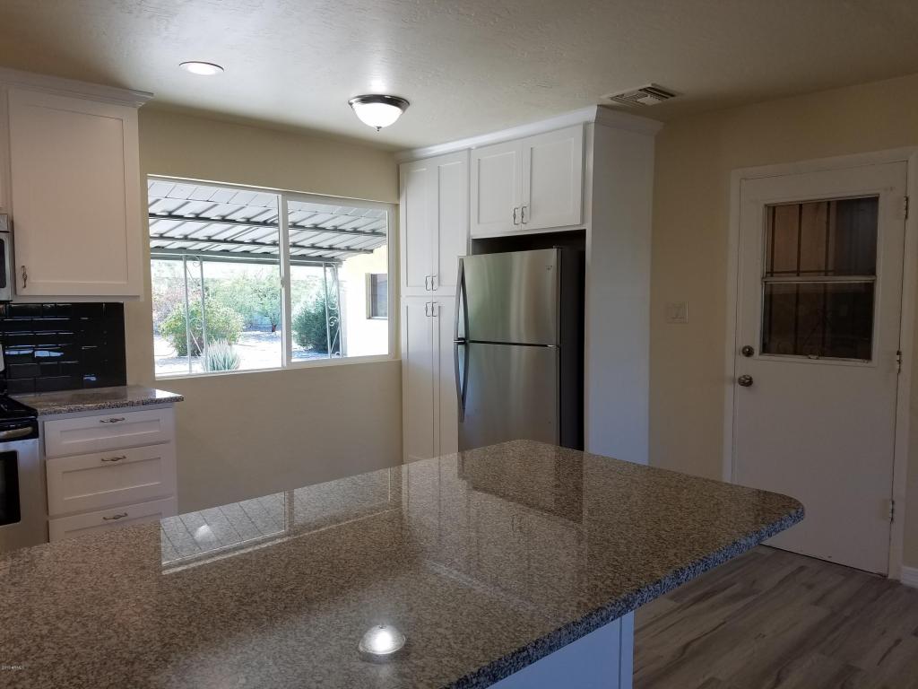 10643 W AUGUSTA Drive, Sun City, AZ 85351