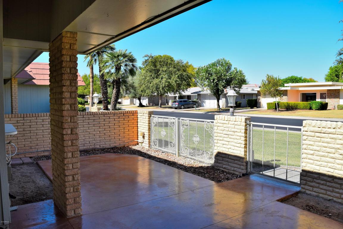9609 W SANDSTONE Drive, Sun City, AZ 85351