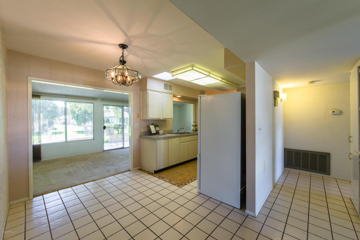 10321 W DESERT FOREST Circle, Sun City, AZ 85351