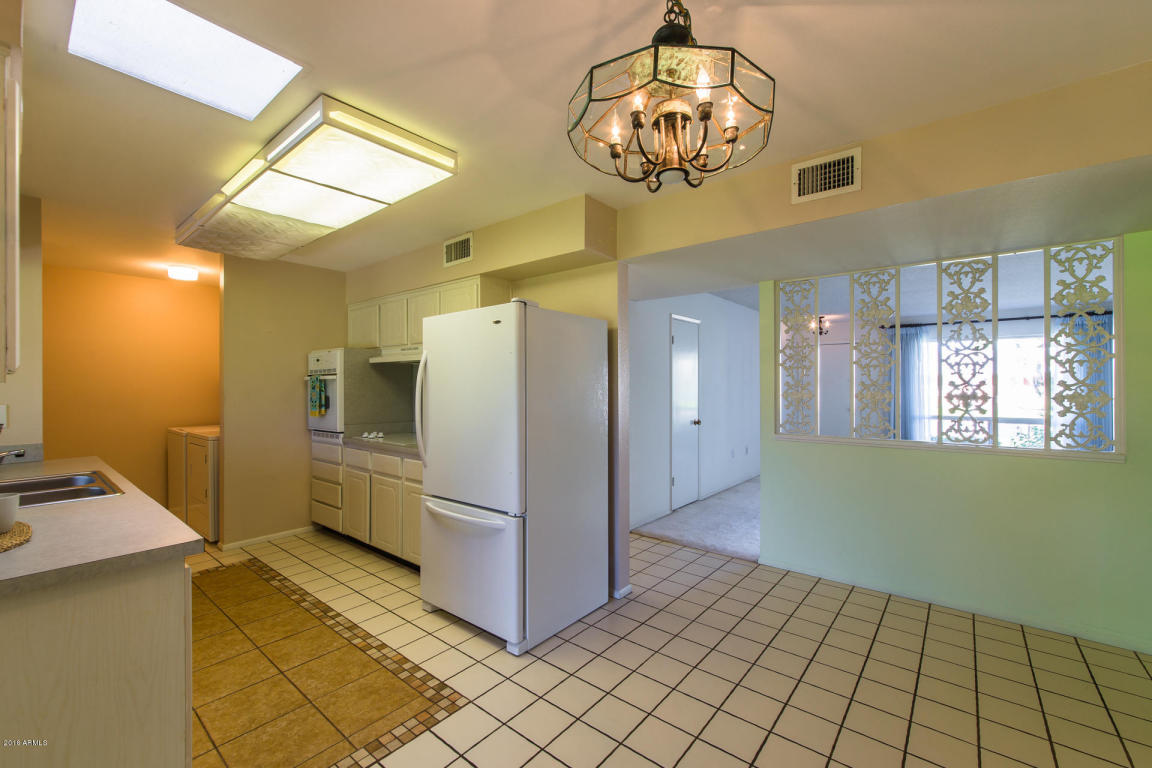 10321 W DESERT FOREST Circle, Sun City, AZ 85351
