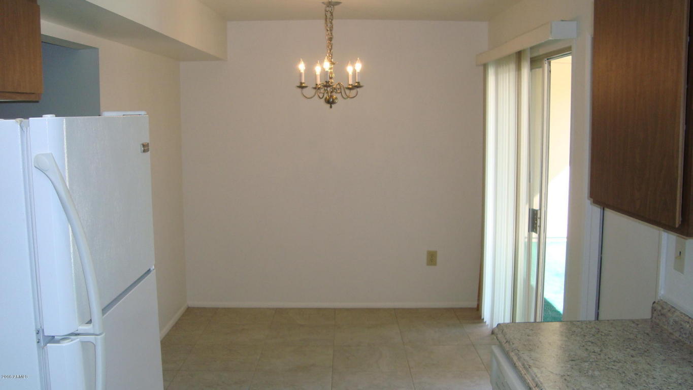 9919 W Thunderbird Boulevard, Sun City, AZ 85351