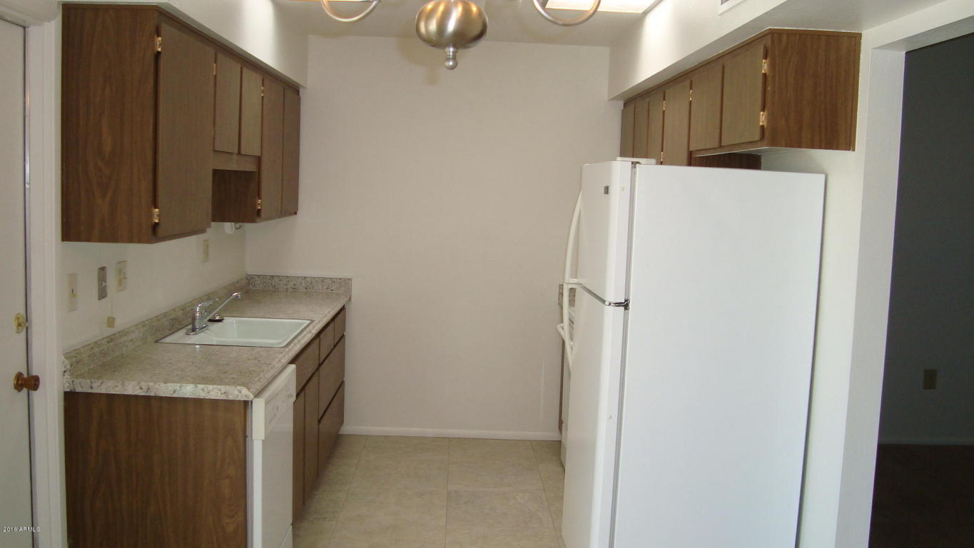 9919 W Thunderbird Boulevard, Sun City, AZ 85351