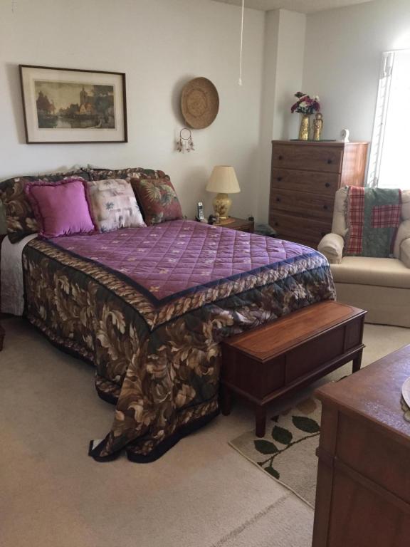 10330 W THUNDERBIRD Boulevard, Sun City, AZ 85351