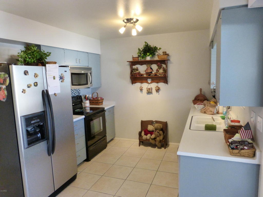 10573 W Coggins Drive, Sun City, AZ 85351