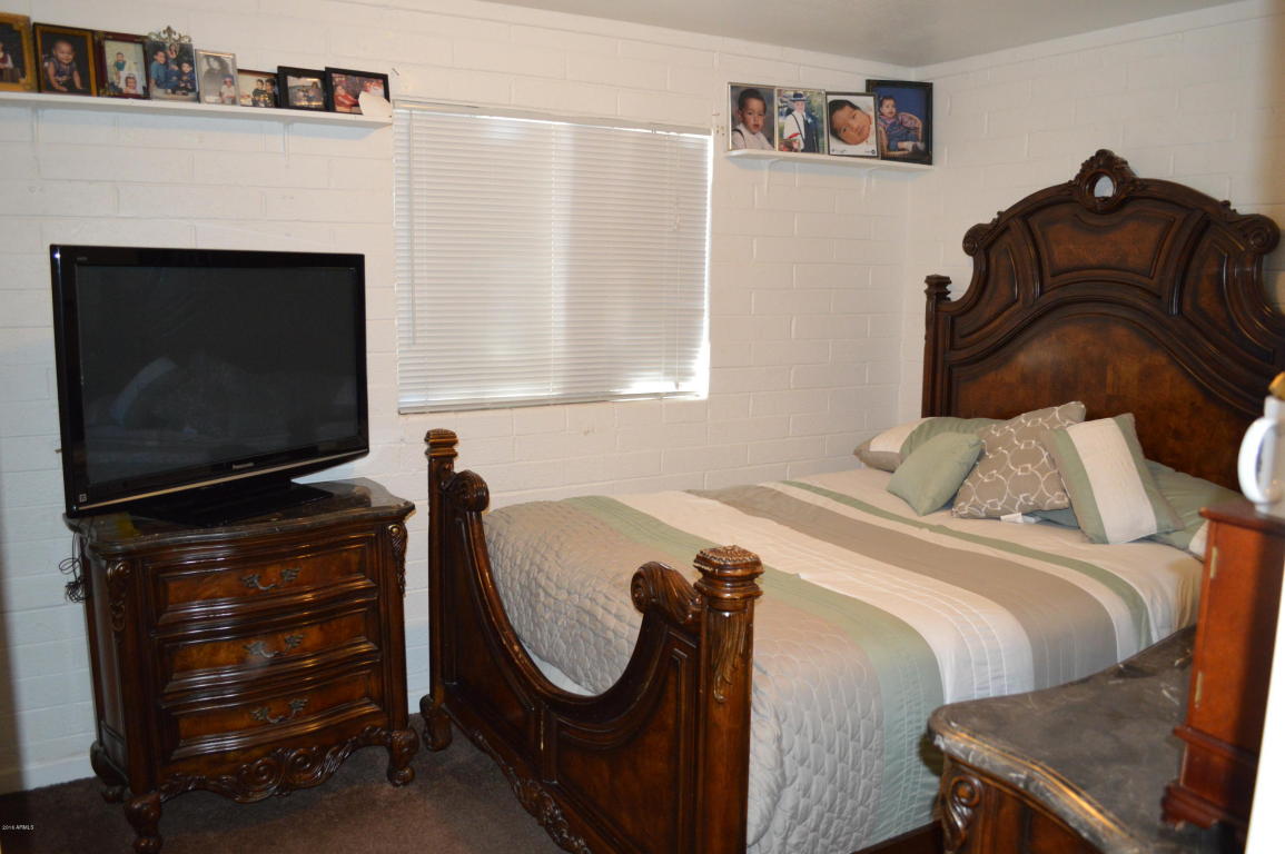 9156 W POLK Street, Tolleson, AZ 85353